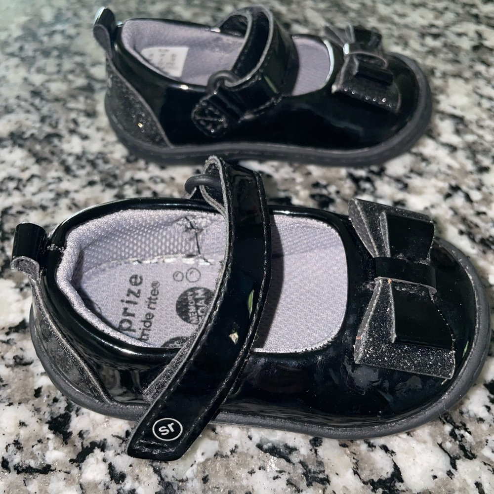 Stride rite girl shoes